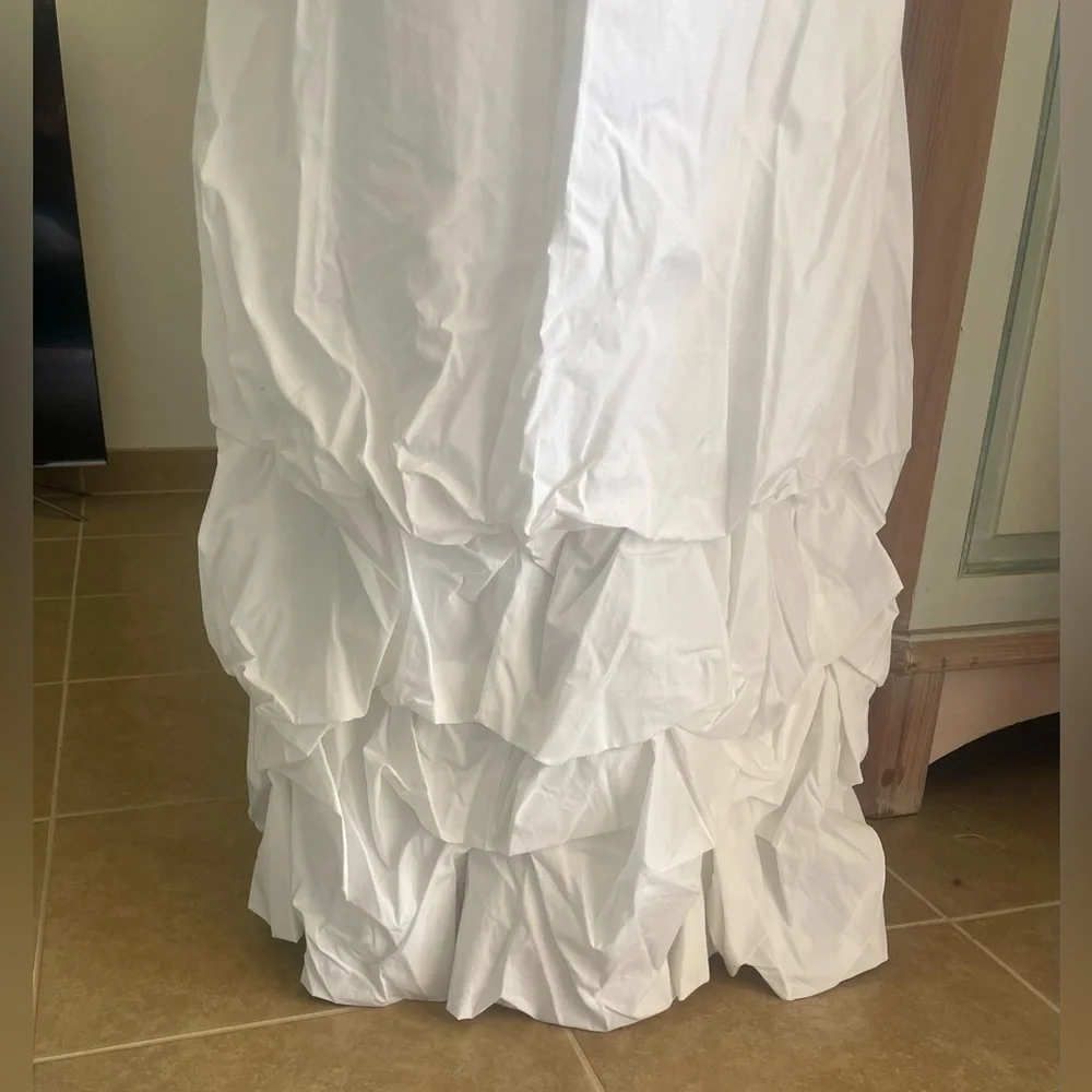 Moda | Maxi puff hem milkmaid bodice corset back dress. Size Medium. 100% cotton - Picture 2 of 8